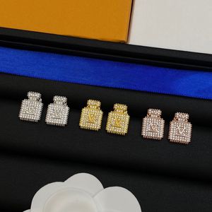 Boucles d'oreilles de luxe avec bouteille de parfum en laiton, diamants complets, lettre V, cadeau de fête pour femmes