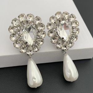 Boucles d'oreilles de goujon de luxe en or blanc bling cz iced out des boucles d'oreilles de créateurs bijoux de la Saint-Valentin d'engagement