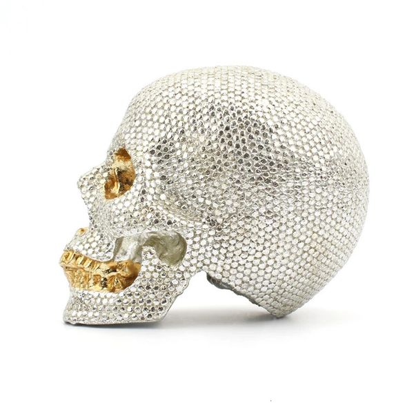 Style de luxe Resin Golden Craft Skull Horror Statue Creative Statue Sculpture Birthday Gift Home Office Vintage Decoration Skull 240401