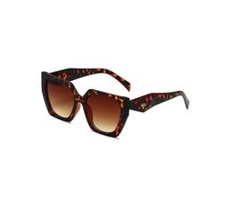 Gafas de sol de lujo Diseñador de moda anteojos Marca Gafas de sol Mujeres Hombres Unisex Gafas de sol de viaje Negro Gris Playa Adumbral marco completo Adumbral Goggle