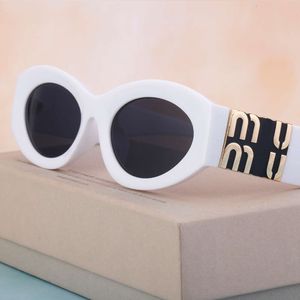 Des lunettes de soleil de luxe Designer Mui Mui Top pour hommes et femmes Cadre ovale Lunettes de soleil pour hommes Lunettes de soleil à la mode pour femmes Lunes à la mode avec boîte d'origine