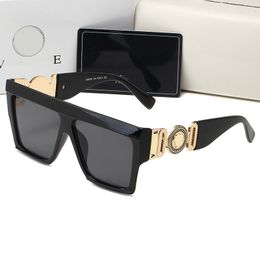Gafas de sol de lujo Diseñador de lentes solares para hombres Protección de rayos UV Men Geneless Gradiente Bisagra de metal Mujeres Espectáculo con caja 2024 Alta calidad