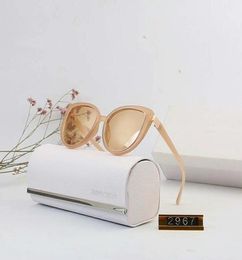 Luxe zonnebrillen Designer Zonnebril Zonnebril Fashiom Sunglasse voor damesglas UV400 met 5 -stijl 2020 NEW5356645