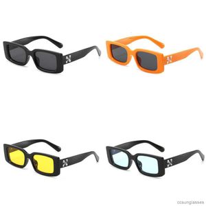 Lunettes de soleil de luxe Mode Offs Blanc Cadres Style Carré Marque Hommes Femmes Lunettes de Soleil Flèche x Cadre Noir Lunettes Tendance Lunettes de Soleil Lumineux Sports Voyage Sunglasse a22