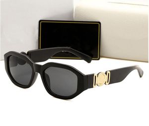 Lunettes de soleil de luxe pour homme femme unisexe Designer Goggle Beach lunettes de soleil rétro petit cadre Design de luxe UV400 Top qualité avec BoxAAA