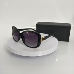 Occhiali da sole di lusso per donna Occhiali da sole con montatura grande Occhiali da sole alla moda Protezione UV per esterni Gafas De Sol