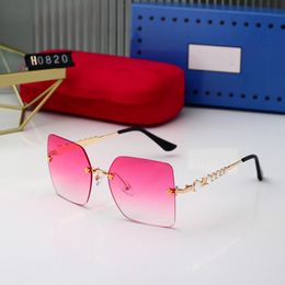 Lunettes de soleil de luxe pour femmes classiques Summer Fashion Frameless Rectangle Style metal and Plank Frame eye glasses UV Protection Lens Cyclone Sunglasses