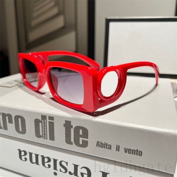 Gafas de sol de lujo para mujer, gafas de sol de diseñador de gran tamaño, moda deportiva, cómodas lentes de sol con montura de acetato rojo y negro, gafas de sol multiestilo a prueba de sol PJ092 G4