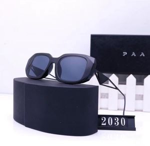 Lunettes de soleil de luxe miroir de lecture verres créateurs des lunettes de soleil Cadre de mode pour hommes et femmes adéquates