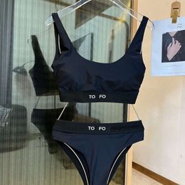 Maillots de bain de luxe designer bikini maillot de bain femmes vêtements de yoga y2k sexy triangle bikinis ensemble mode short de bain gilet costume