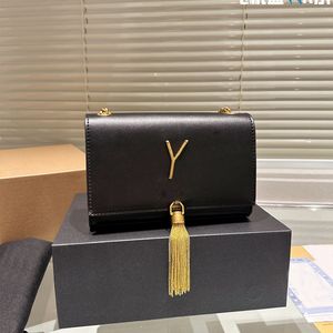 Luxe kwastje schoudertassen ontwerper lederen crossbody tas klassieke letters ketting handtassen 5a kwaliteit elegante vrouw designer tas
