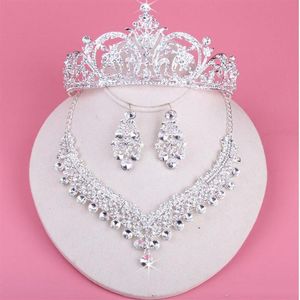 Luxe trois pièces fête accessoires de mariée avec goutte strass collier couronne diadèmes couronne boucles d'oreilles chapeaux perles mariage Jew206E