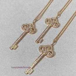 Luxe Tiffenny Designer Brand Pendant Kettingen S925 Silver High Edition Nieuwe Full Diamond Key Iris Necklace Sunflower Rose Gold Sweater Chain