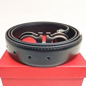 Cinturón de hebilla de pasador superior de lujo Diseñador de cuero de PU Marca Cinturón de hombre al aire libre Accesorios reales suaves Cinturón negro de mujer Cinturones de negocios de cuero con hebilla dorada con caja