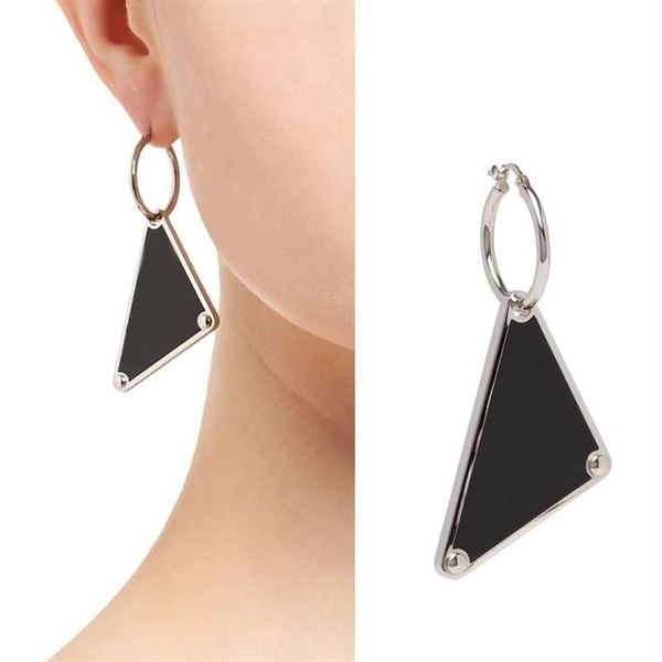 Triangle de luxe boucles d'oreilles à breloques géométriques personnalité simple exagérée européenne et américaine femmes lettre P Designer Wild Tempera267x