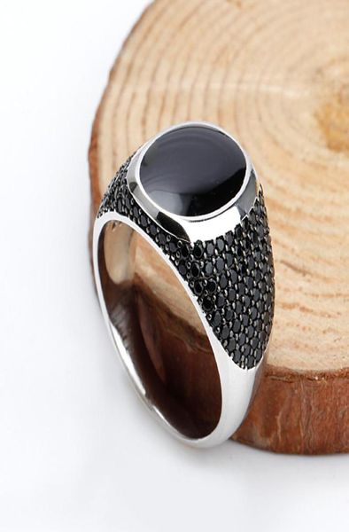 Luxury Vintage 925 Silver Silver Black Emans Blocs avec Black Cubic Zirconia Stone Unique Ring For Men Women Bijoux de mode Y8743404