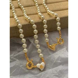 Collier de luxe Viviannes Westwoods, impératrice douairière occidentale, Bracelet de perles d'amour Saturn, Design populaire, collier de luxe léger, chaîne de collier