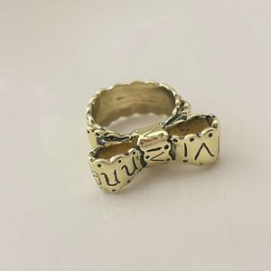 Luxe Viviannes Westwoods Ring keizerin-weduwe Nippon beperkte reproductie Bow Ring koper vergulde paar Ring accessoires