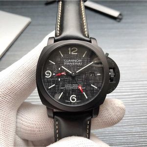 Luxe horloge Designer horloges voor heren Mechanische automatische beweging Sapphire Mirror 44mm Cowhide Watchband Sport Polshorloges 0m55