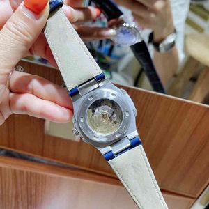 Luxe horloge voor heren Mechanische horloges Gewone multifunctionele naaldgesp Spiraalkroon Vrije tijdswijzer Genève merk sporthorloges