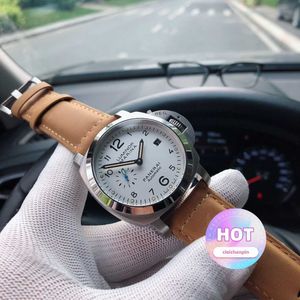 Luxury Watch Watchs Designer Watch for Men Mechanical Mouvement automatique Miroir Sapphire Miroir de 44 mm en cuir Salle de montre imperméable Wrists Weng