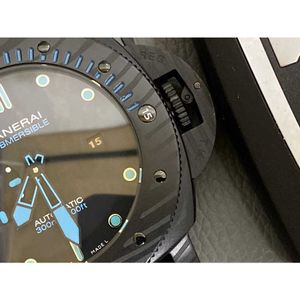 Luxe horloges voor heren Mechanisch horloge Zwitsers automatisch uurwerk Saffierspiegel 44 mm Geïmporteerde rubberen horlogeband Merk Italië Sport 62nk