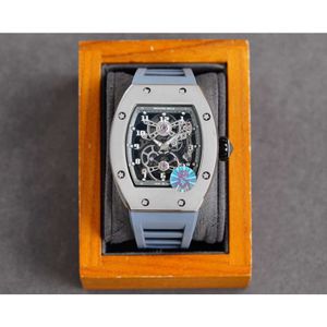 Luxe horloges voor heren Mechanisch horloge Rm17-01 Volautomatisch uurwerk Saffierspiegel Rubberen horlogeband Zwitsers merk Designer S