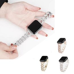 Luxe draagbare slimme riemen v v v v kralen boor diamant getipt metalen polsbandband voor Apple Watch Series 3 4 5 6 7 8 Ultra 49mm 38 40 41 42 44 45 mm