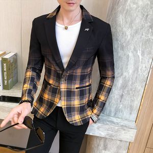 Luxe bruiloftskleding Male Blazers Masculino Spring Britse stijl Plaid Blazer For Men Suit jas Casual Dress Coat