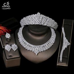 Luxe bruiloft glanzende bruidsjuwelen, bruids nekketting, oorbellen, ring en armband 5-delige set bruids hoofdtooi H1022