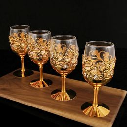 Luxury Wineglass Metal Verre Vin Creative European Hollow Cuping Cup Spirings Momening Set Ustensils 240430