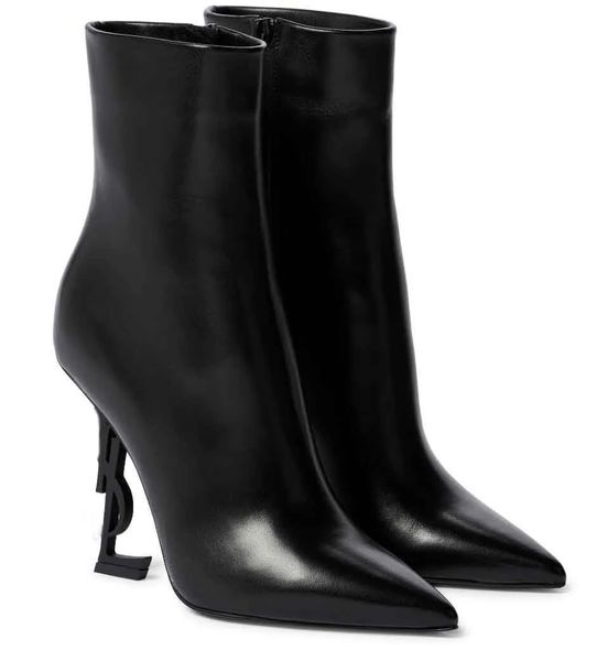 Marca de invierno de lujo Opyum Botas de tobillo para mujer Cuero Blanco Negro Tacones con letras Famosa dama Punta estrecha Martin Botines Fiesta Boda EU35-41