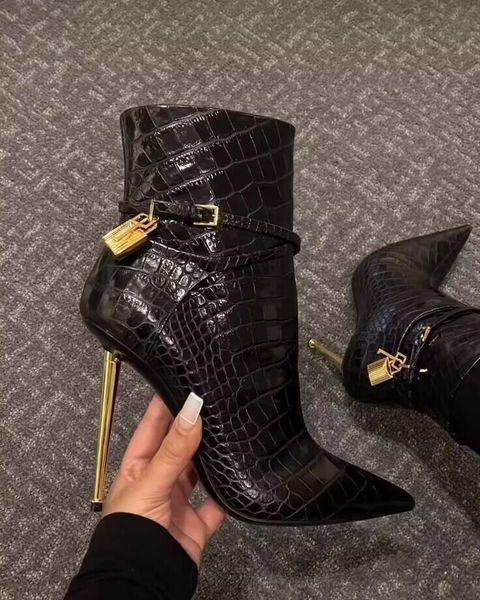 Botas de tobillo con candado de marca de invierno de lujo para mujer, con cerradura con llave, tacón de aguja de metal dorado, bota de cuero de becerro blanco y negro, botines para fiesta y boda EU35-43 con caja