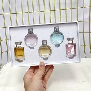 Conjunto de regalo de perfume de mujer de lujo oportunidad no cinco 7mlx5 piezas señora encantadora desodorante envío rápido El mejor regalo de Navidad