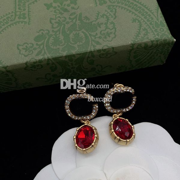 Boucles d'oreilles de luxe avec des rubis étalons en diamant chic avec sacs à poussière de mode bijoux de mode rétro plaque d'or rétro