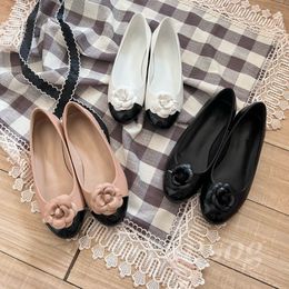Luxury Femmes Platch Prom Robes Chaussures Loafers Rubber Sole Dance nary Jane Shoe Leather Elegant Fashion Top Dreigner Brand Robe Shoes Outdoor Sexy Chaussures Taille 35-40
