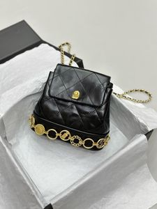 Sac de luxe pour femmes Clamhell Chain Backpack Designer 23b Mini Leather Small Sac à dos Sac à main