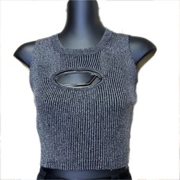 Luxe Vrouwen Cropped Singlet T-shirt Sexy Holle Borst Ontwerp Mouwloze Gebreide Tanks INS Mode Gebreide Tank Tops Mode Yong Dame meisje Vest