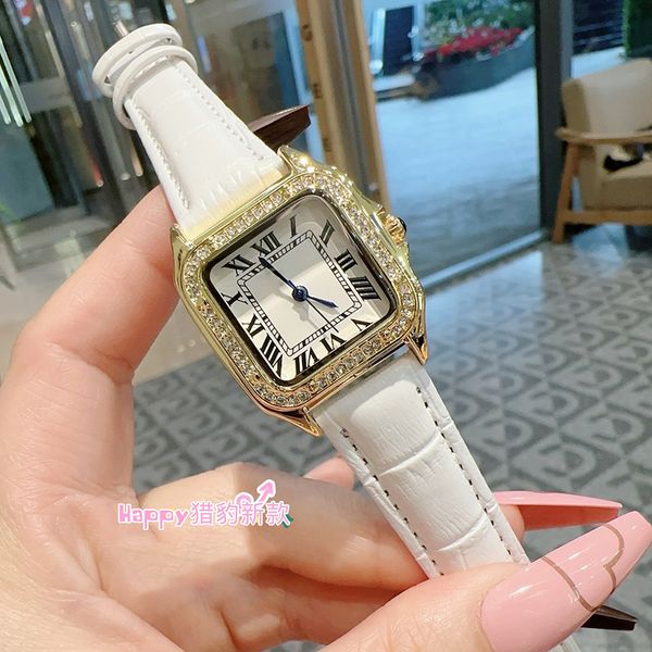 Luxury Women Watches Movimiento de cuarzo Diamond Case Dress Watch Colorfle Leather Strap Fashion Wristwtach Splash Improifer Wut Wristwatches Montre de Luxe