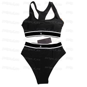 Bikinis de lujo para mujer Diseñador Impreso Negro Acolchado Split Traje de baño Mujer Fiesta en la piscina Trajes de baño Verano Playa Vacaciones Traje de baño