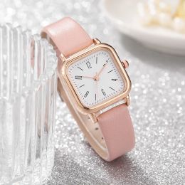 Luxe dames armband Watch Fashion Square Dial Women Quartz horloges roze lederen band Montres de luxe