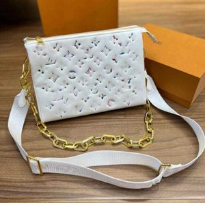 Luxe vrouwen COUSSIN BB Keten Schoudertas Designer tas Vrouwen Kleurrijke Monogrammen Patroon Embossing Messenger Crossbody Tassen Handtas Portemonnee M21353 hoge kwaliteit