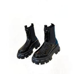 Bottes de créateurs de luxe pour femmes Impression Martin Booties Plate-forme Botte de travail Botte de neige Lady Brown Noir Blanc Bottines Chaussures d'hiver