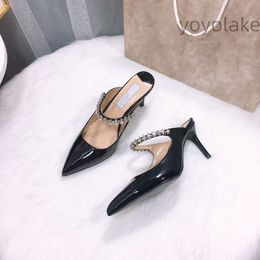 Chaussures de créateurs de femmes de luxe Sandales de talon pointu