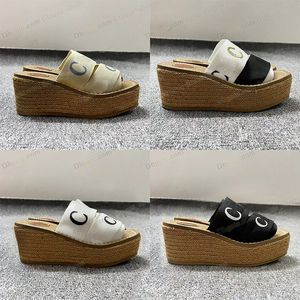 diseñador de lujo para mujer zapatilla de verano pltform cuñas sandalias damas diapositivas planas mulas leñosas sandlas negro beige blanco carta lienzo impreso deslizador diseñadores sandel