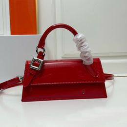 Luxe dames dinertas ontwerper Mini Tote Mond Red Bag Ins Super populaire Same Style Shoulder Crossbody Bag Fashiona High Beauty Leather Handtas portemonnee