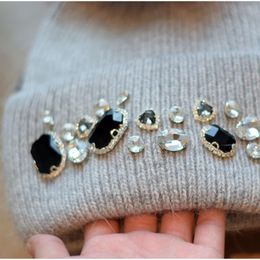 Chapeau de luxe pour femme automne et hiver chapeau boule de poils de renard chaud diamant clouté laine cheveux de lapin tricoté version coréenne chapeau polyvalent à la mode japonais