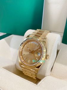 Montre-bracelet de luxe BRAND NEW Montres automatiques pour hommes Day-Date 40 Watch 40 mm Yellow Gold 228238 063