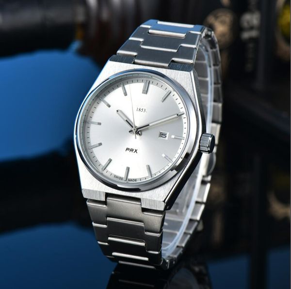 Montre-bracelets de luxe Classiques populaires Women's Golden Watches Mouvement Quartz Mouvement Luxury Modern Man Lady Wrist Watch Classics Watches Montres Boucle pliante