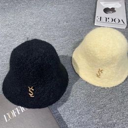 Luxe YS visserhoed dames designer Logo C letter bucket hat Beanie Cap heren herfst en winter warme wastafelhoed CHD2309198 elsaky